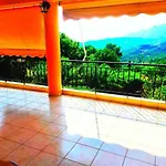 Апартаменты The View Захаро